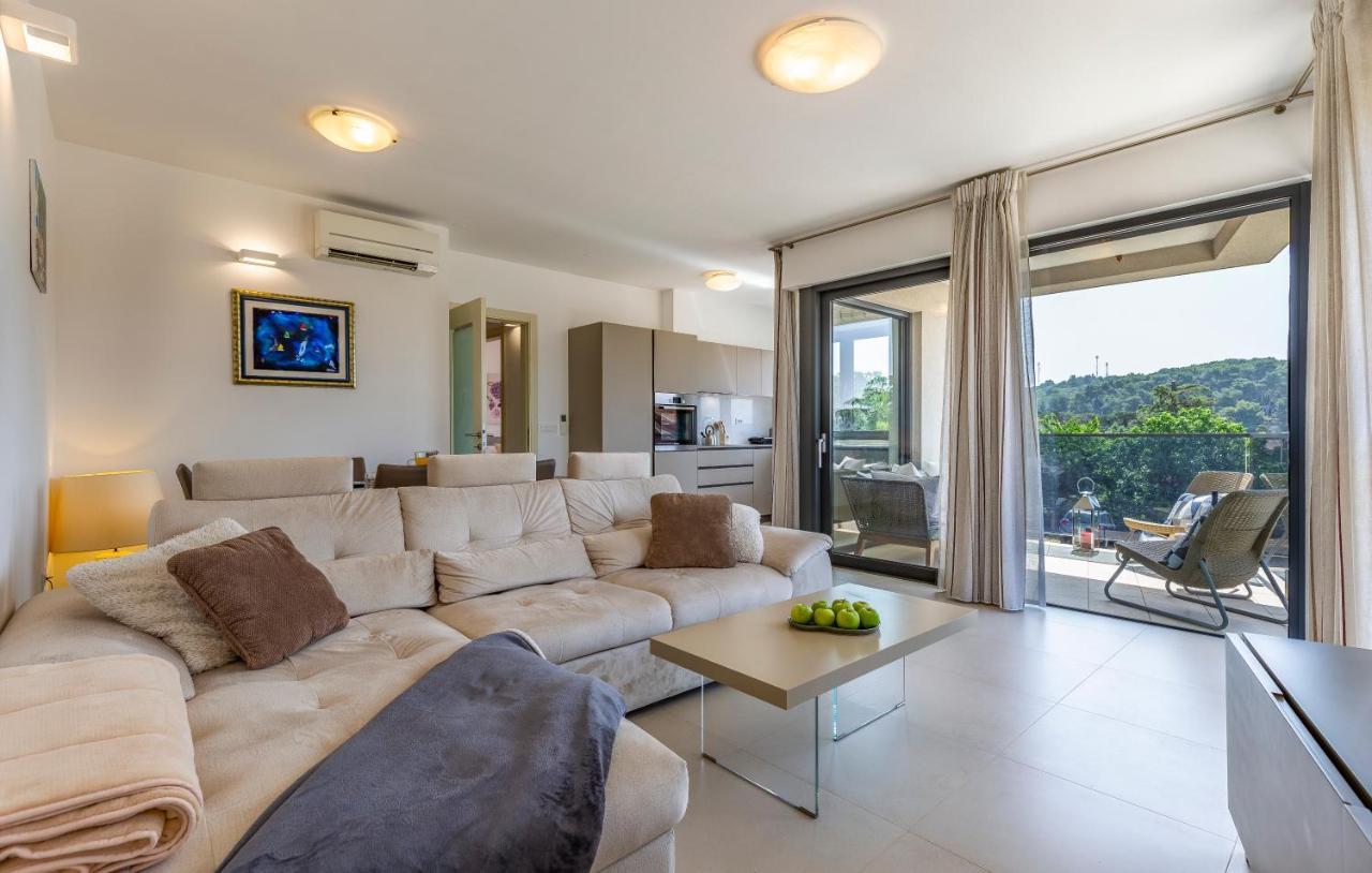Paradiso Luxury Apartment, 罗维尼 外观 照片